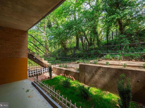 2656 Bowen Road SE 101, Washington DC 20020