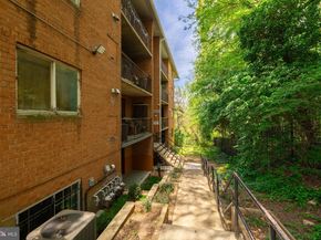 2656 Bowen Road SE 101, Washington DC 20020