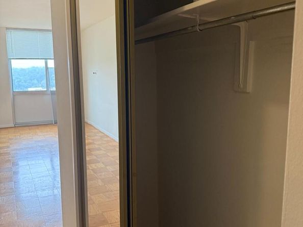 5101 River Road 1103, Bethesda MD 20816
