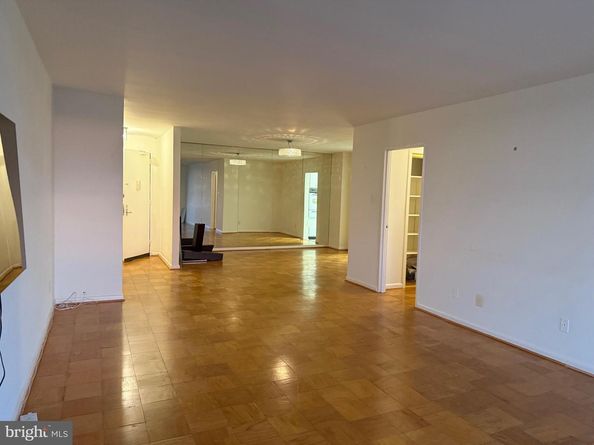 5101 River Road 1103, Bethesda MD 20816