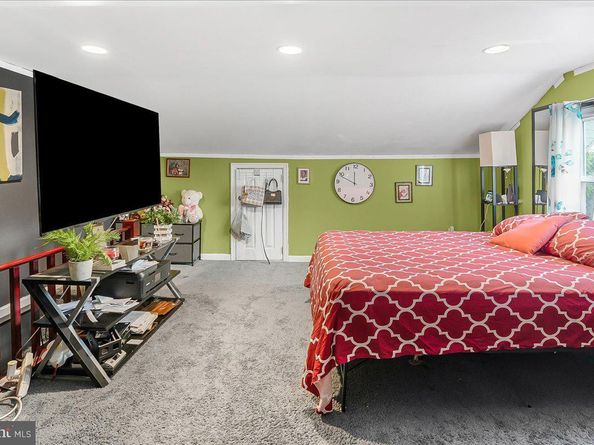 4129 Garrett Road, Drexel Hill PA 19026