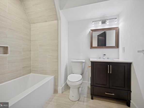 719 Mercy Street, Philadelphia PA 19148