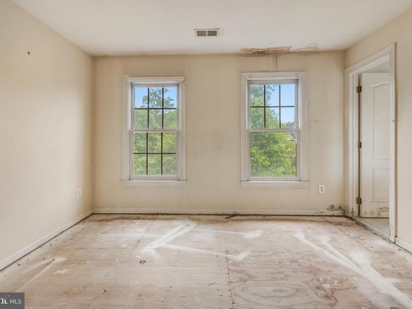 12111 Walnut Branch Road, Reston VA 20194