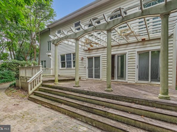 12111 Walnut Branch Road, Reston VA 20194