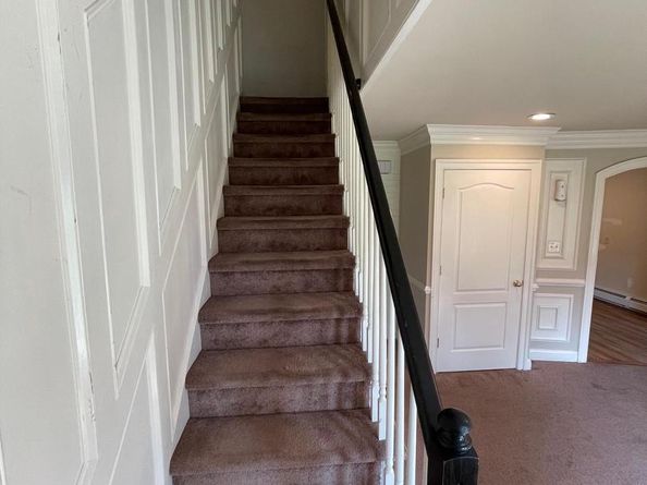 289 Holly Drive, Levittown PA 19055