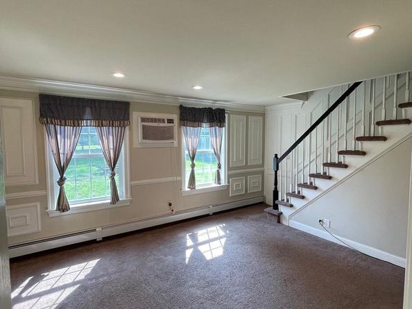 289 Holly Drive, Levittown PA 19055