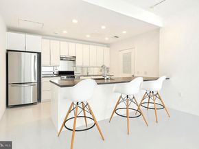 1600 Arch Street 1809, Philadelphia PA 19103