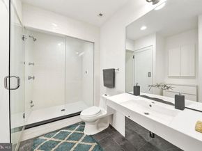 1600 Arch Street 1809, Philadelphia PA 19103
