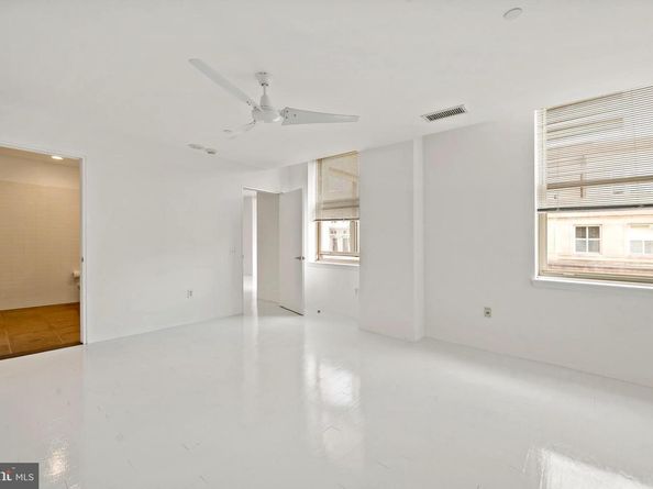 1600 Arch Street 1809, Philadelphia PA 19103