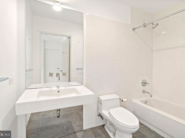 1600 Arch Street 1809, Philadelphia PA 19103