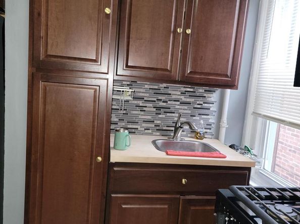 510 N 57TH Street, Philadelphia PA 19131