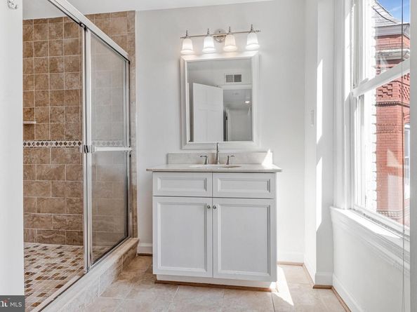 334 E Street NE, Washington DC 20002