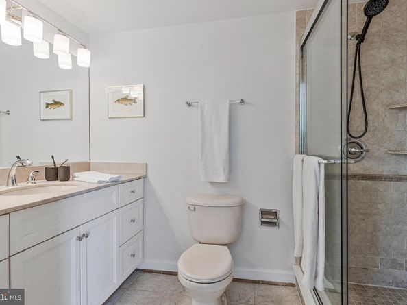 334 E Street NE, Washington DC 20002