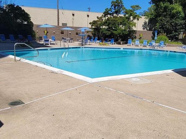 5101 River Road 1502, Bethesda MD 20816