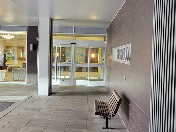 5101 River Road 1502, Bethesda MD 20816