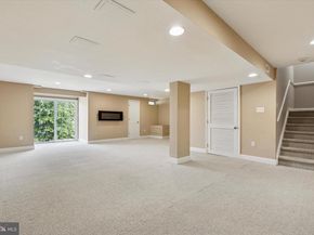 2303 Dorchester Street W, Furlong PA 18925