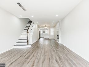 6545 Cutler St, Philadelphia PA 19126