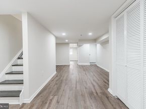 6545 Cutler St, Philadelphia PA 19126