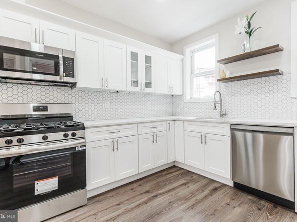 6545 Cutler St, Philadelphia PA 19126