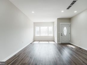 6545 Cutler St, Philadelphia PA 19126