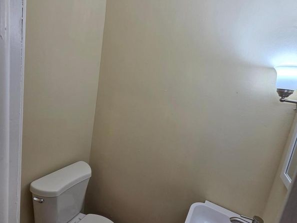 5456 Spruce Street, Philadelphia PA 19139