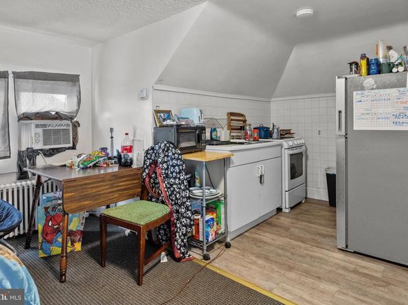 231 Washington Street, Morrisville PA 19067