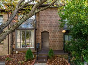 8044 Inverness Ridge Road, Potomac MD 20854