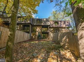 8044 Inverness Ridge Road, Potomac MD 20854