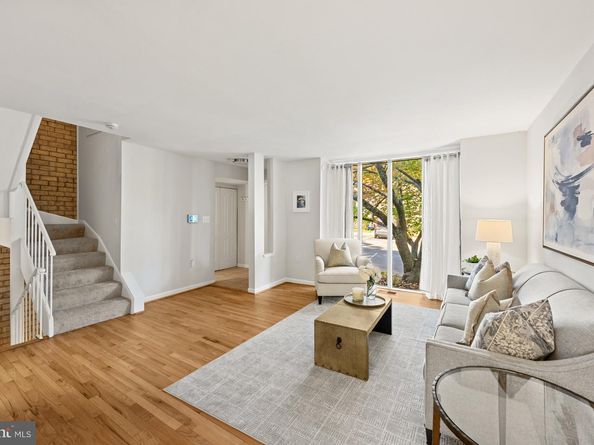 8044 Inverness Ridge Road, Potomac MD 20854