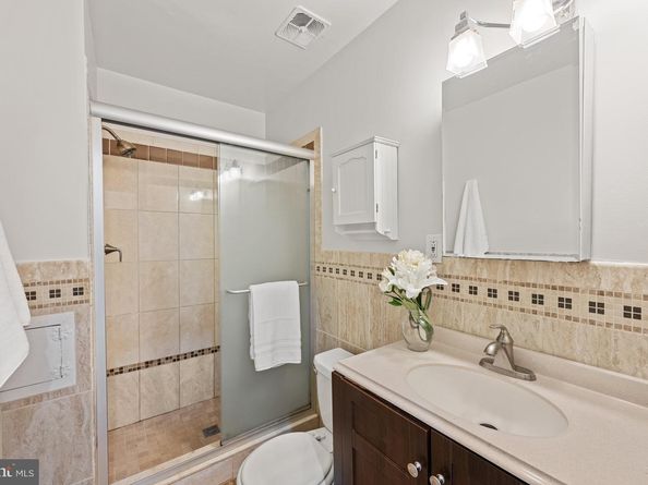 8044 Inverness Ridge Road, Potomac MD 20854