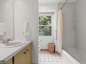 8907 Glade Hill Road, Fairfax VA 22031