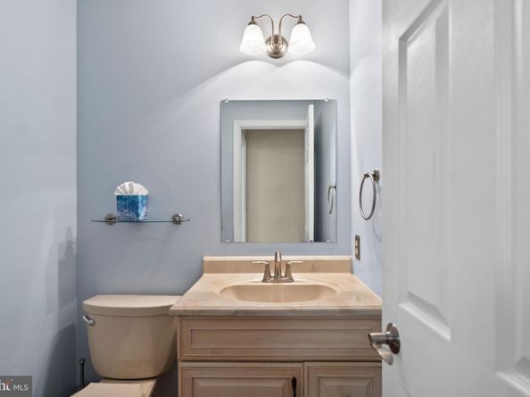 8907 Glade Hill Road, Fairfax VA 22031