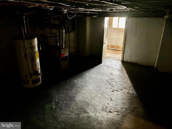 3318 Almond Street, Philadelphia PA 19134