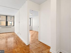 2601 Pennsylvania Avenue 901, Philadelphia PA 19130
