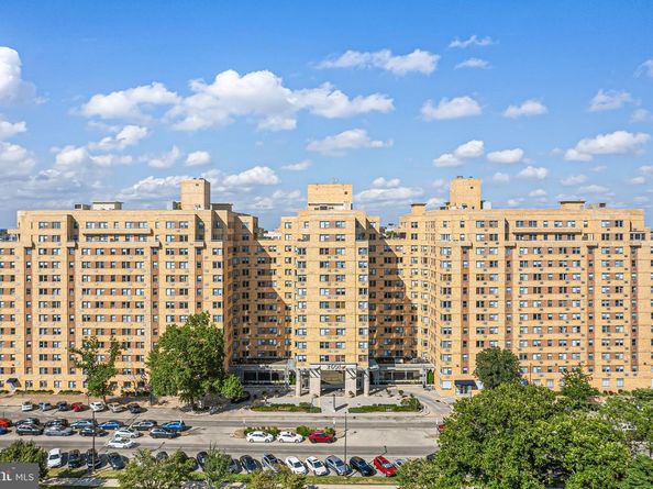 2601 Pennsylvania Avenue 901, Philadelphia PA 19130