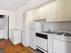 2601 Pennsylvania Avenue 901, Philadelphia PA 19130