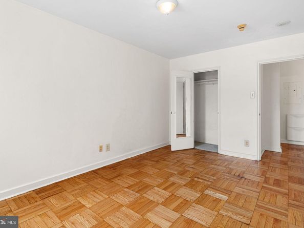2601 Pennsylvania Avenue 901, Philadelphia PA 19130