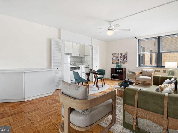2601 Pennsylvania Avenue 901, Philadelphia PA 19130