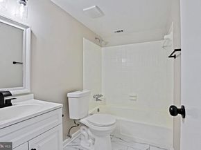 11619 Vantage Hill Road 1A, Reston VA 20190