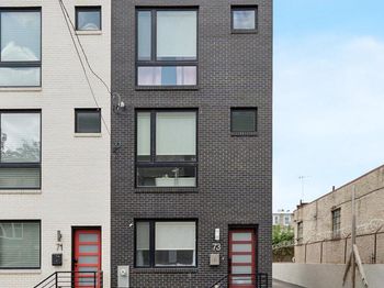 73 E Sharpnack Street