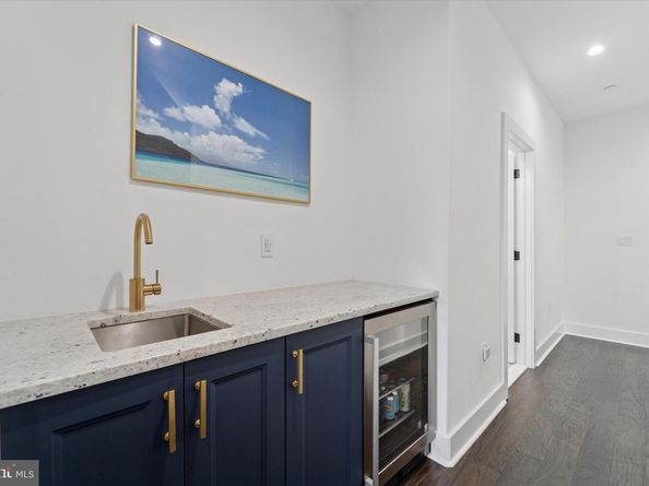 73 E Sharpnack Street, Philadelphia PA 19119