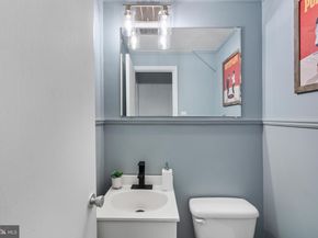 2713 Clayton Street, Philadelphia PA 19152