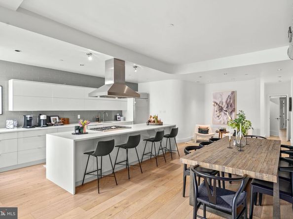 1606 Chestnut Street 4, Philadelphia PA 19103