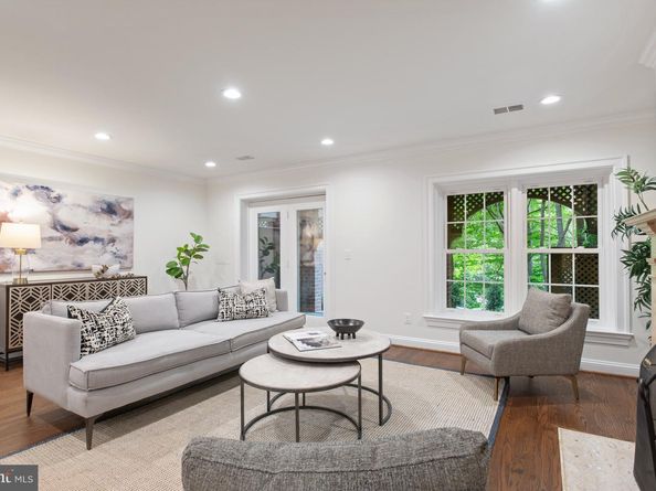 3930 Highwood Court NW, Washington DC 20007