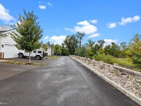 1819 Windflower Lane, Yardley PA 19067