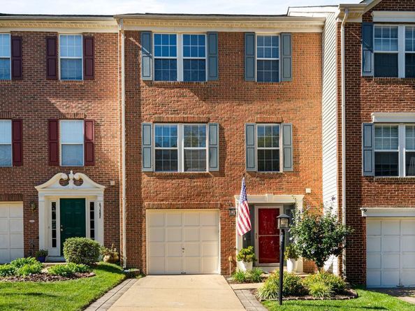 47464 Sharpskin Island Square, Sterling VA 20165