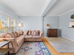 47464 Sharpskin Island Square, Sterling VA 20165