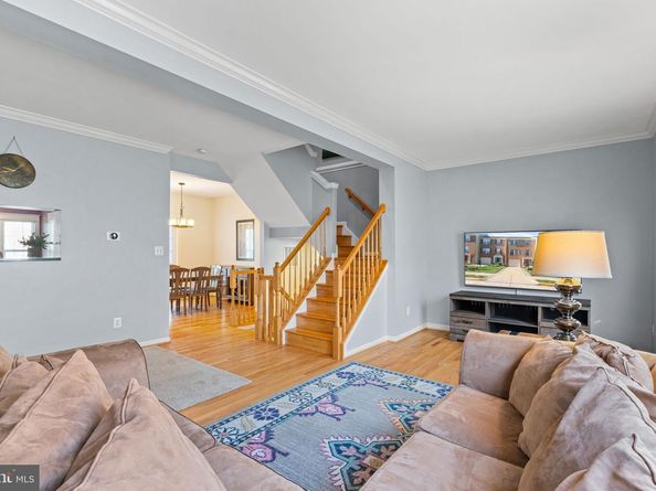 47464 Sharpskin Island Square, Sterling VA 20165
