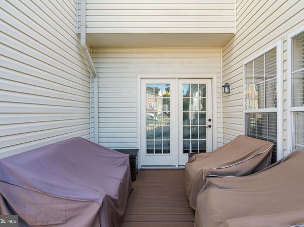 47464 Sharpskin Island Square, Sterling VA 20165