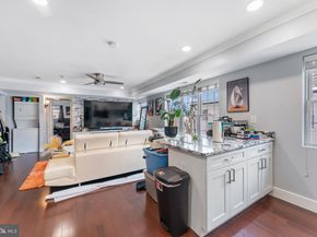 3201 8TH Street SE 10, Washington DC 20032